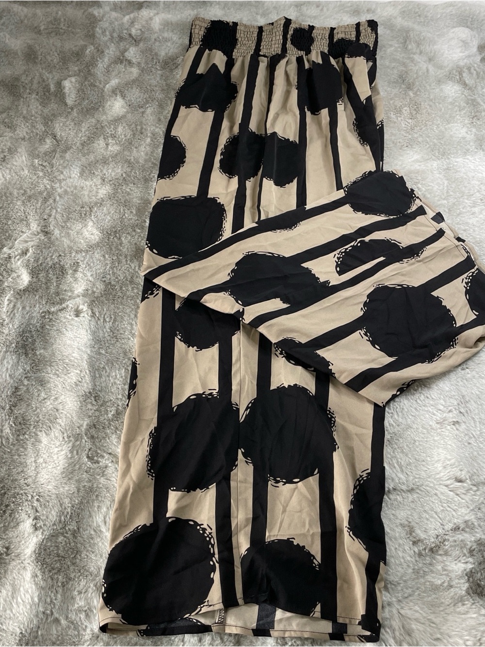 SHEIN Beige and Black Wide Leg Pants with Graphic Dot Stripe-0201